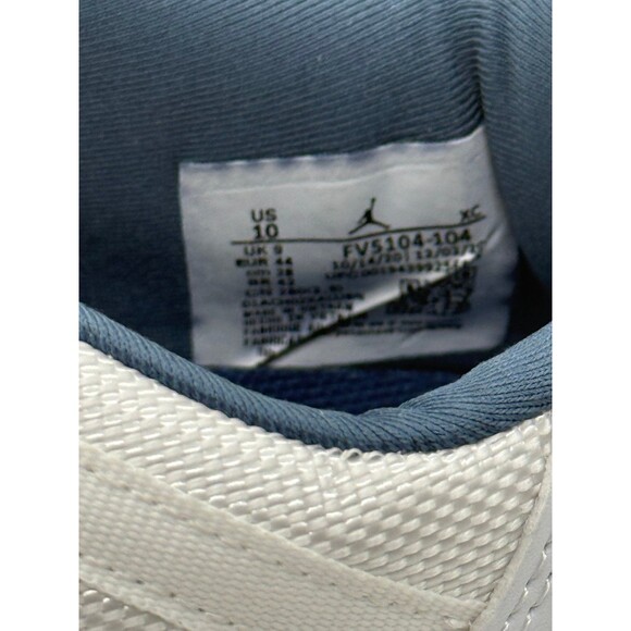 New Air retro low azul Shoes size 10 (read description)